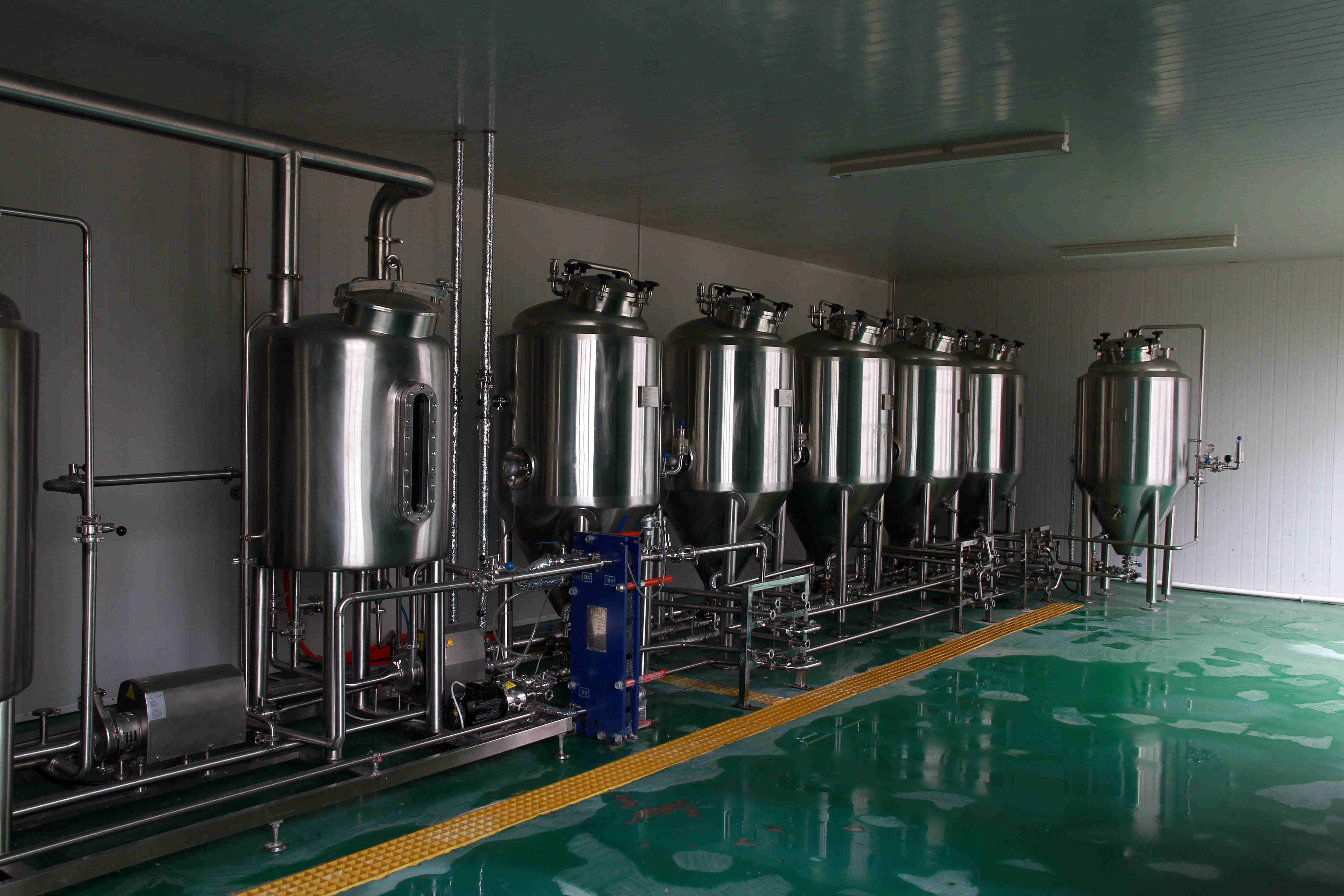 stainless steel-craft beer equipment.jpg